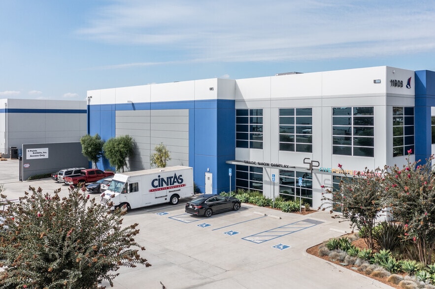 Primary Photo Of 11908 Washington Blvd, Whittier Warehouse For Lease