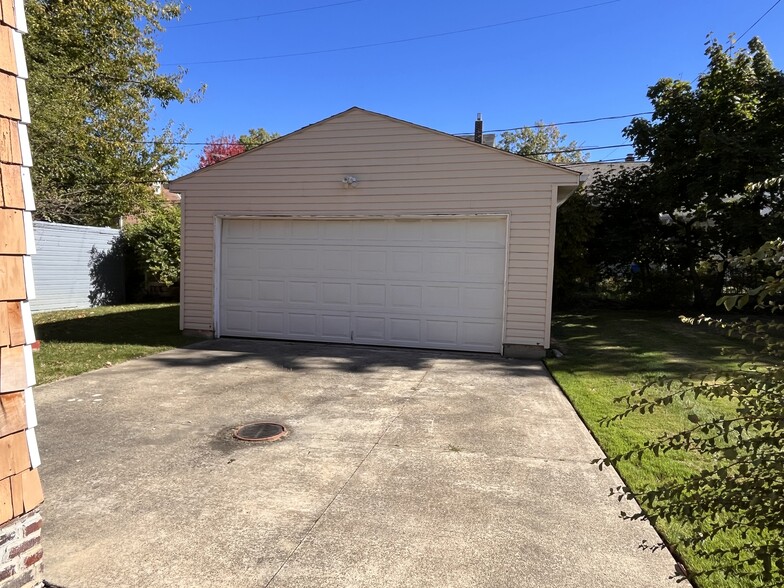 More Photos Of ,  Unknown For Sale