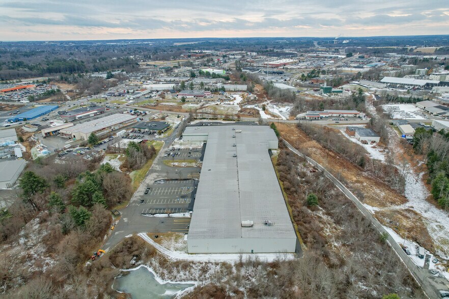 More Photos Of 765 Warren Ave, Portland Warehouse For Lease