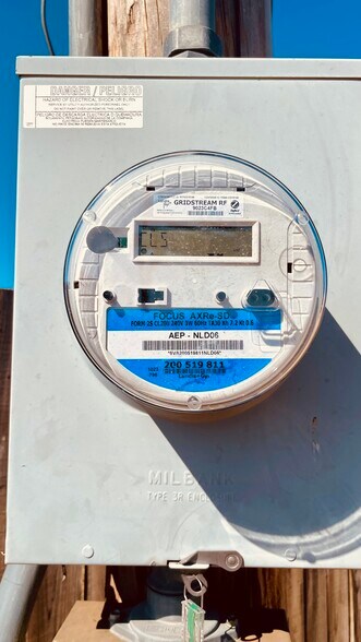 More Photos Of 1613 W San Antonio St, Marfa Specialty For Sale