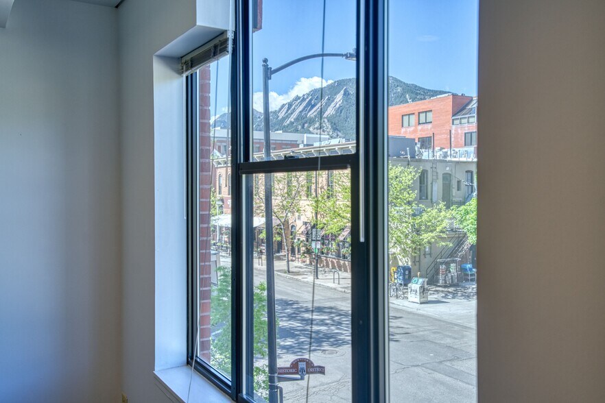 More Photos Of 1100 Spruce St, Boulder Storefront Retail Office For Lease