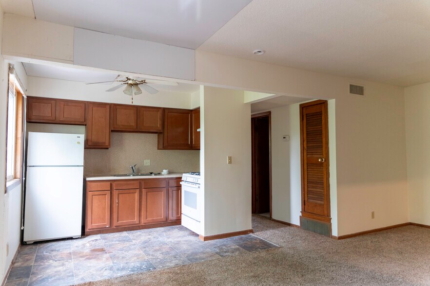 More Photos Of 5120 Walnut St, Omaha Apartments For Sale