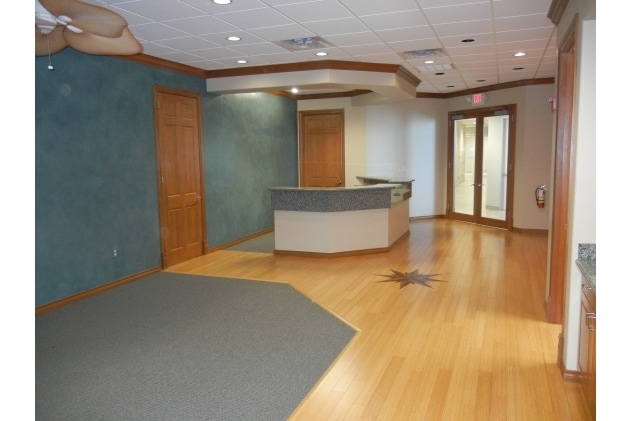 More Photos Of 101 Tiki Dr, Tiki Island Office Residential For Sale