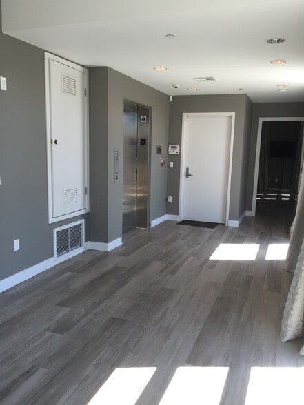 More Photos Of 600 S La Brea Ave, Los Angeles Storefront Retail Residential For Sale