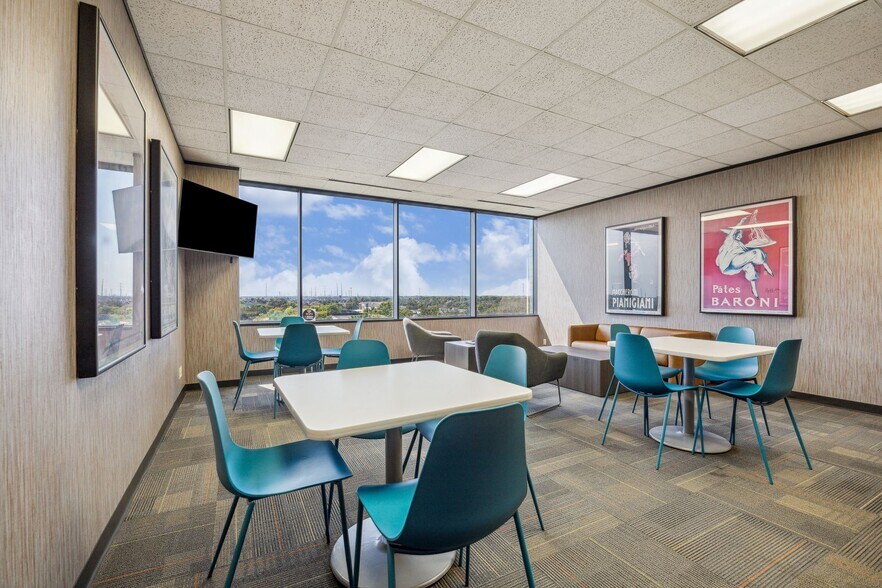 More Photos Of 11000 Richmond Ave, Houston Office For Lease