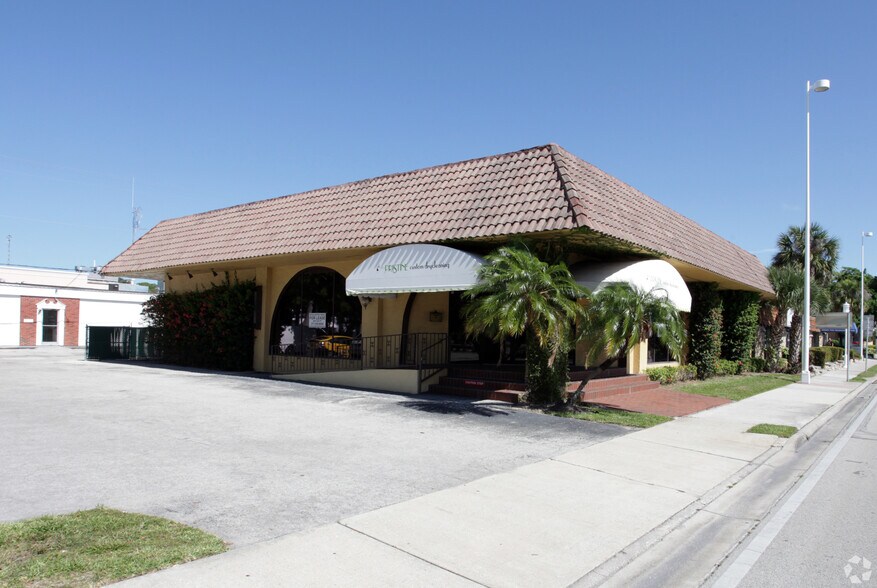 More Photos Of 382 9th St S, Naples Land For Sale