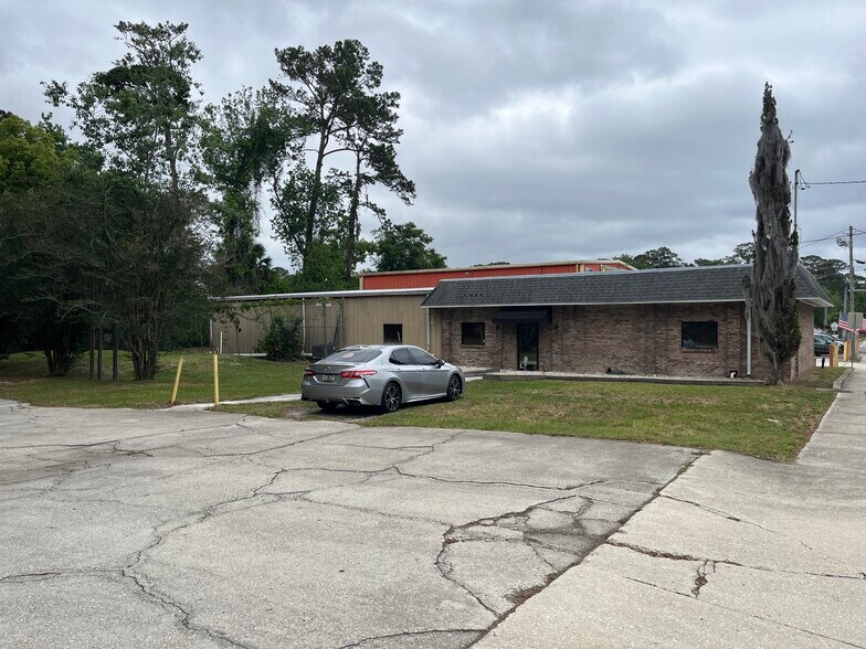 More Photos Of 5013 Park St, Jacksonville Auto Repair For Sale