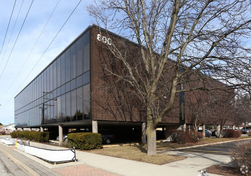 More Photos Of 800 E Northwest Hwy, Mount Prospect Office Residential For Lease