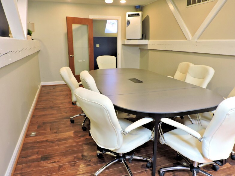 More Photos Of 207 Leedom St, Jenkintown Office Residential For Lease