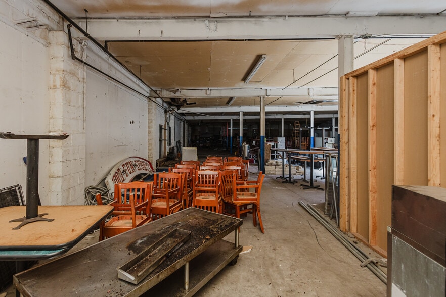 More Photos Of 470 N Seneca St, Wichita Warehouse For Sale