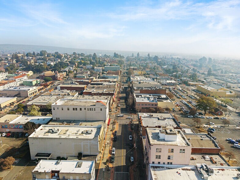 More Photos Of 331 Georgia St, Vallejo Storefront For Sale