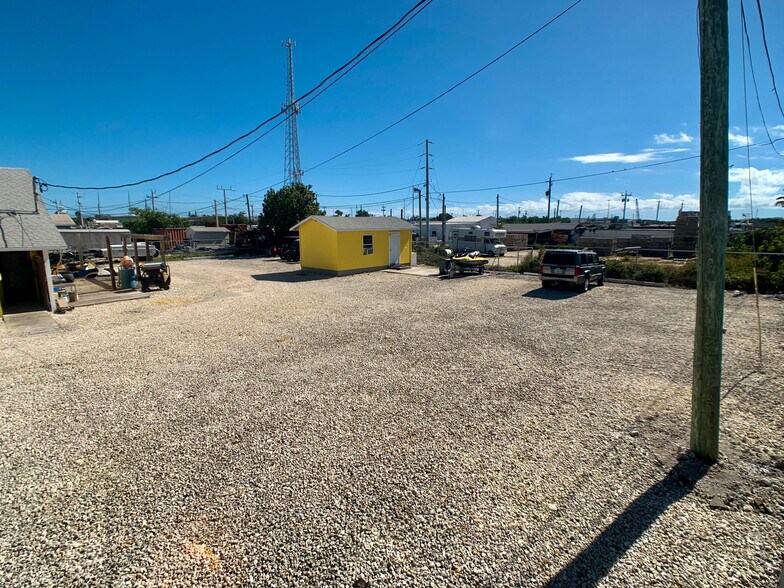 More Photos Of 1825 Overseas Hwy, Marathon Office For Lease