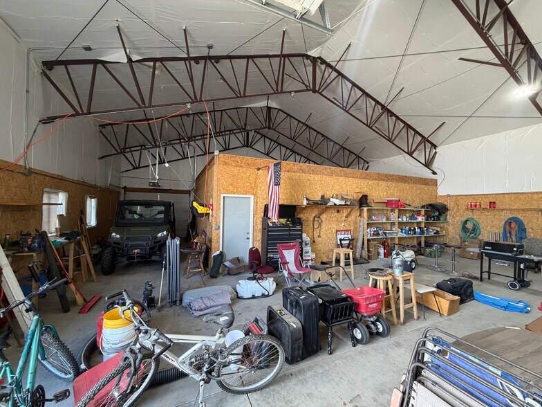 More Photos Of 1401 E 1st St, Ogallala Office For Sale