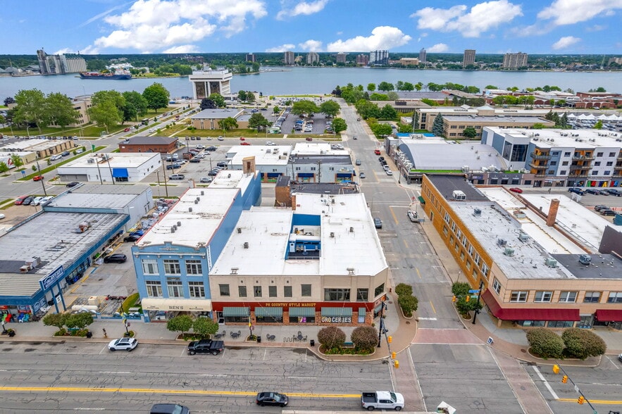 More Photos Of 306-310 Huron Ave, Port Huron Freestanding For Sale