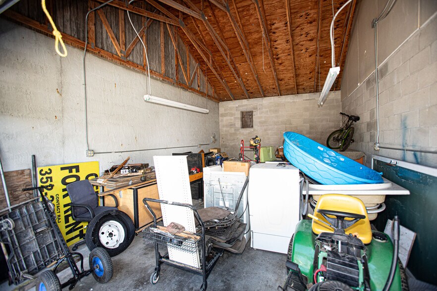 More Photos Of 14825 US Highway 19, Hudson Service For Sale