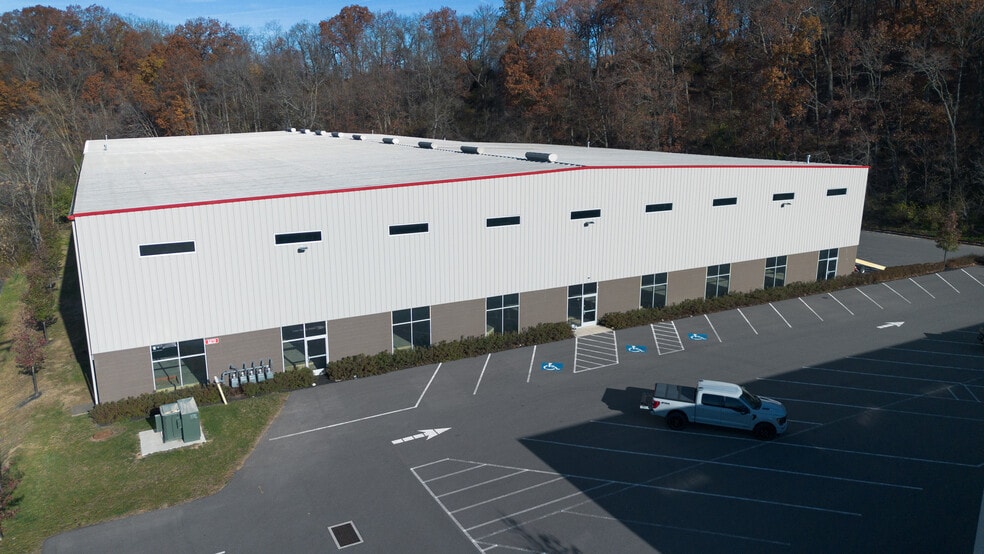 More Photos Of 2270 Roswell Dr, Pittsburgh Light Distribution For Lease