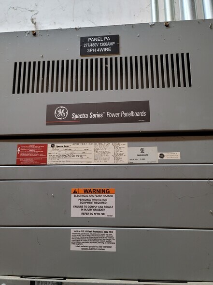 More Photos Of 148 Industrial Park Dr, Rockingham Warehouse For Sale