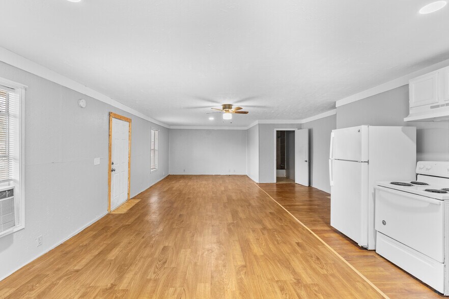 More Photos Of 31 Jackson Rd, Huntsville Apartments For Sale