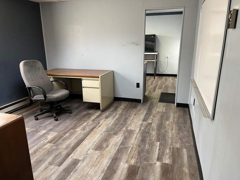 More Photos Of 4117 N Highway 61, Perryville Industrial For Sale