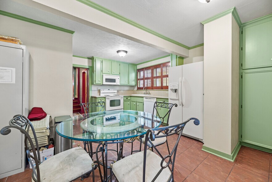 More Photos Of 1106 Avenue O, Huntsville Office Residential For Sale