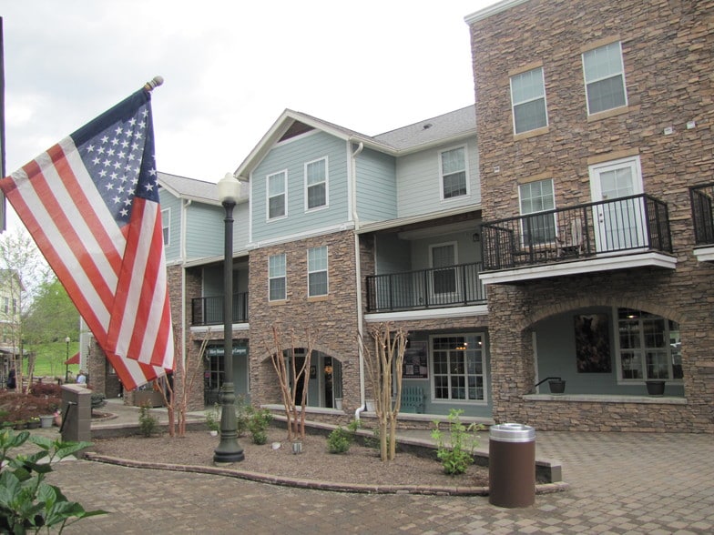 More Photos Of 849 Glades Rd, Gatlinburg Specialty For Sale