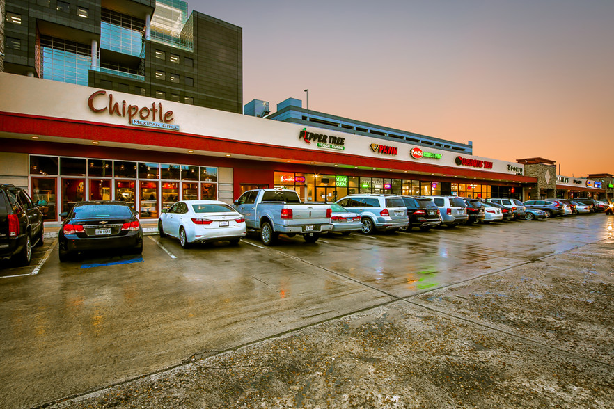 Primary Photo Of 3819-3995 Richmond Ave, Houston General Retail For Lease