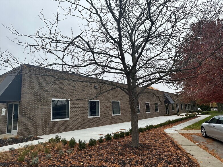 More Photos Of 3909 Research Park Dr, Ann Arbor Office For Lease