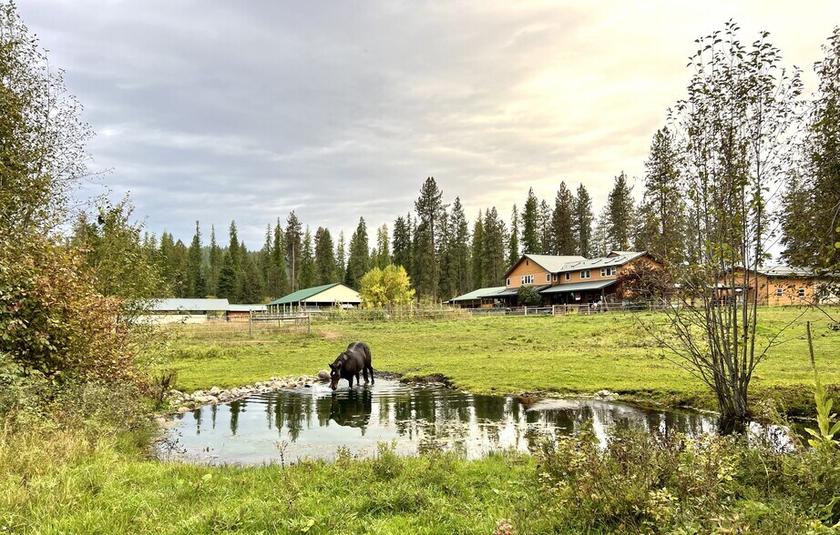 More Photos Of 3378 Northport Flat Creek Rd, Kettle Falls Specialty For Sale