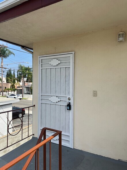 More Photos Of 16701 S Berendo Ave, Gardena Apartments For Sale
