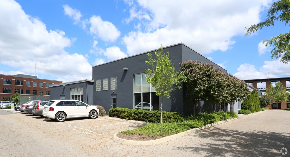 More Photos Of 349-363 W Nationwide Blvd, Columbus Office For Lease