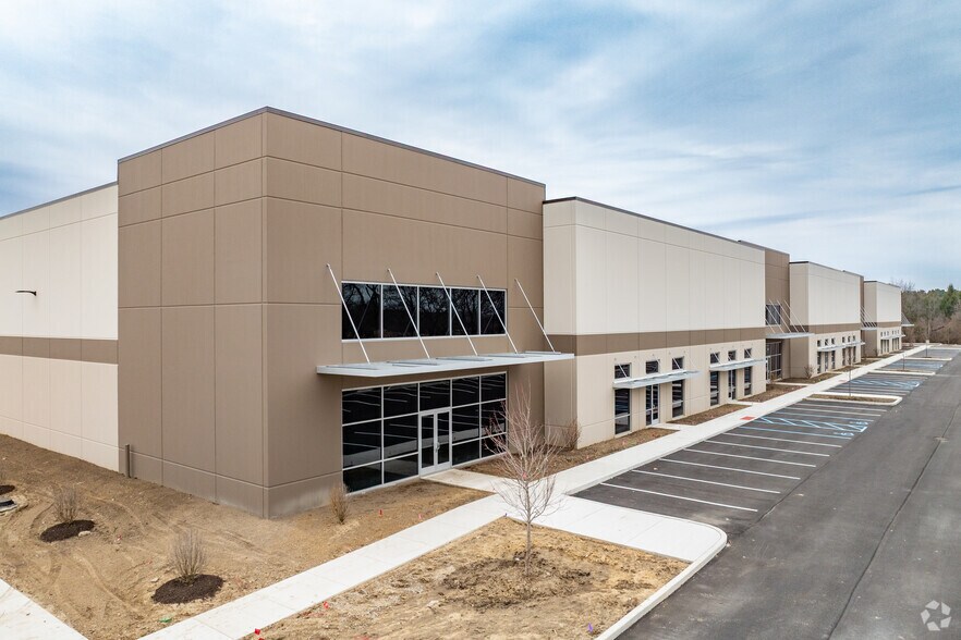 Primary Photo Of 2750 Barley Rd, Valparaiso Light Distribution For Lease