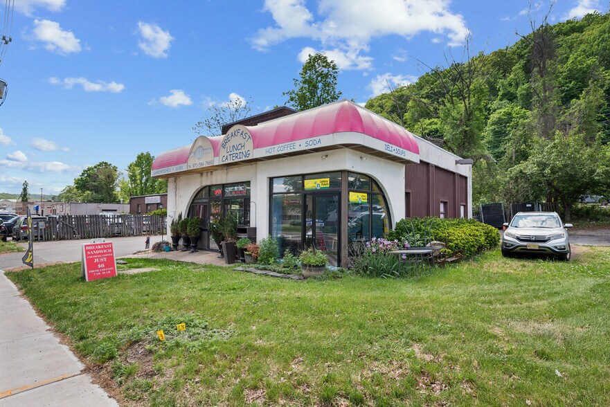 More Photos Of 383 E Main St, Denville Flex For Sale