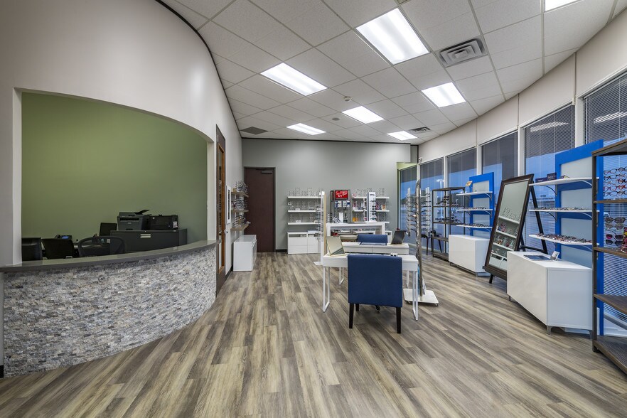 More Photos Of 14815-14863 Southwest Fwy, Sugar Land Unknown For Lease