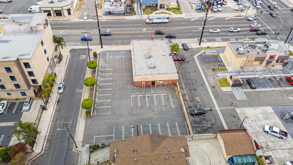 More Photos Of 14318 Western ave, Gardena General Retail For Sale