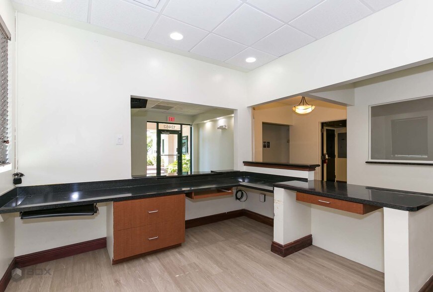 More Photos Of 12460-12468 W Atlantic Blvd, Coral Springs Medical For Lease