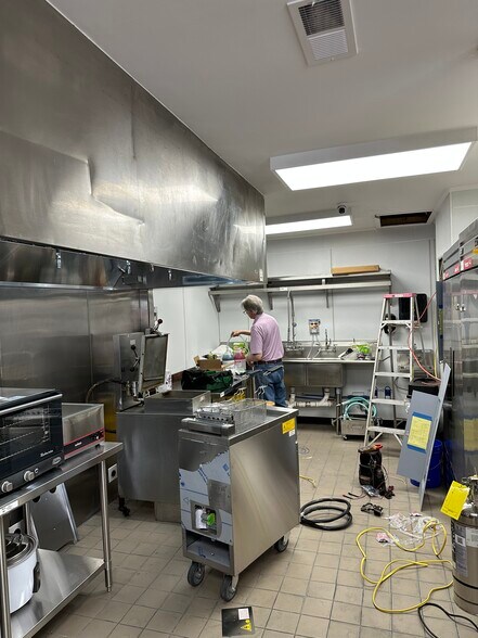 More Photos Of 8931 Us-52, Wadesboro General Retail For Sale