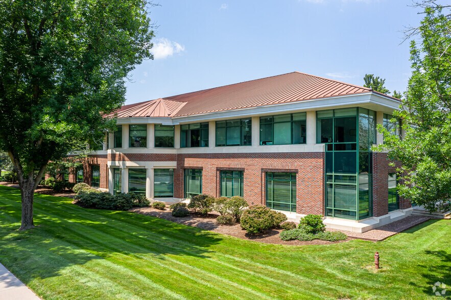 Primary Photo Of 115 Glastonbury Blvd, Glastonbury Office For Lease