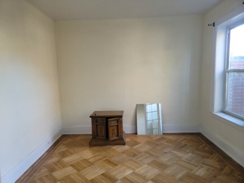 More Photos Of 1349 57th St, Brooklyn Apartments For Sale