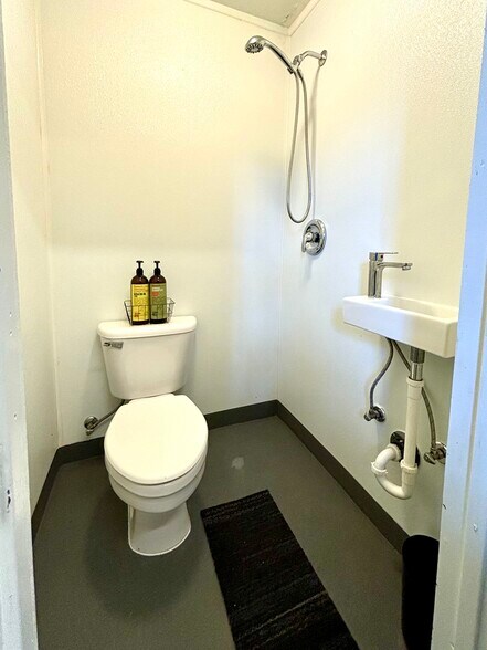 More Photos Of 6261 W Hardscrabble Mesa Rd, Pine Freestanding For Sale