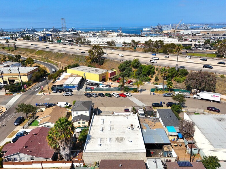 More Photos Of 921 Coolidge Ave, National City Light Manufacturing For Sale