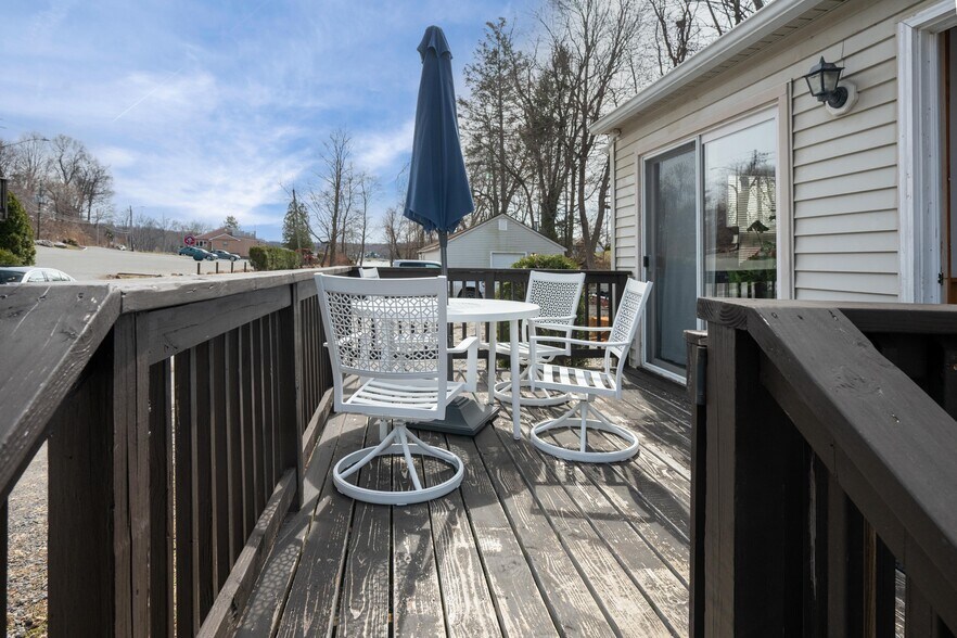 More Photos Of , Brookfield Unknown For Sale