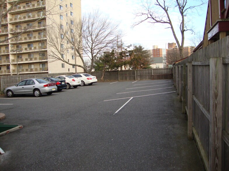 More Photos Of 19 N Bridge Ave, Red Bank Office For Lease