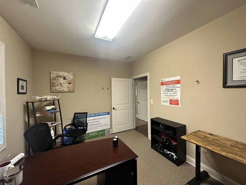 More Photos Of 102 Mary Alice Park Rd, Cumming Loft Creative Space For Lease