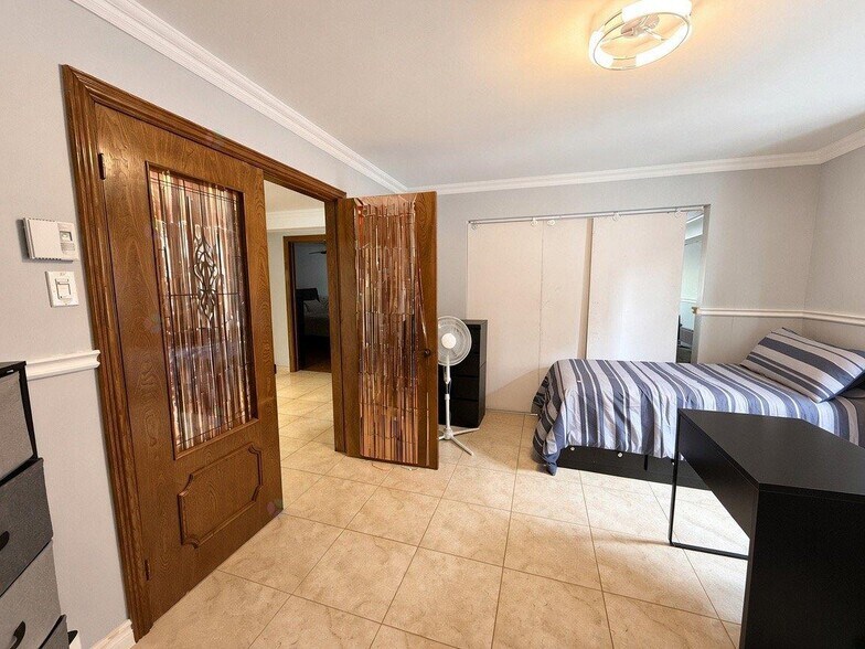 More Photos Of 8850-8856 Ravel Rue, Saint-leonard Apartments For Sale