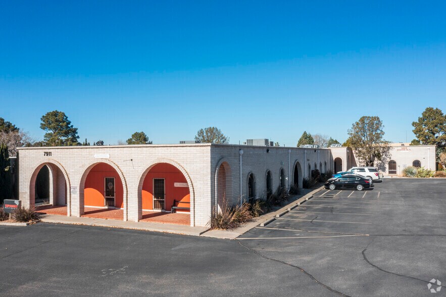 More Photos Of 1209 Mountain Road Pl NE, Albuquerque Office For Lease