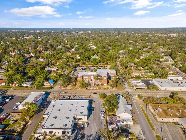 More Photos Of 1301 N Palafox St, Pensacola Office For Lease