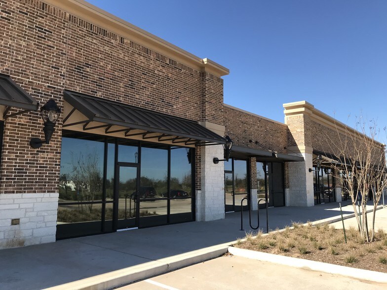 More Photos Of 4821 Lj Pky, Sugar Land Storefront For Lease