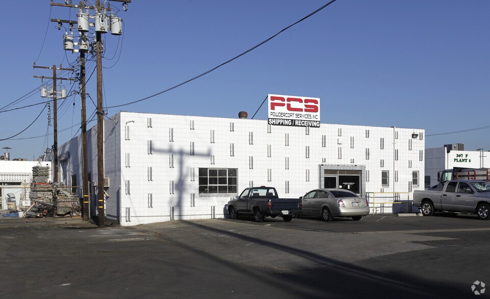 More Photos Of 231 N Euclid Way, Anaheim Unknown For Lease