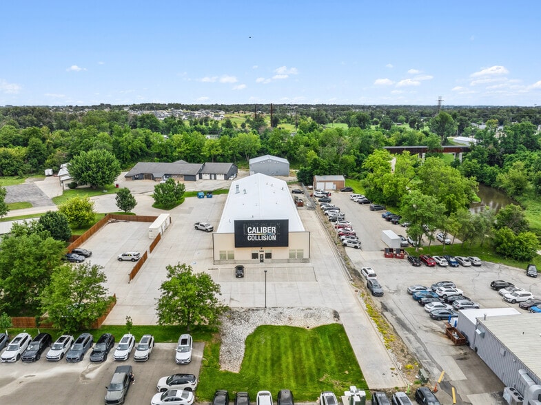More Photos Of 1075 Lyons Ln, Marion Warehouse For Sale