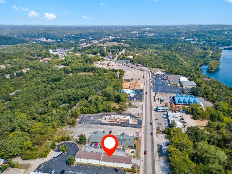 More Photos Of 1325 W Highway 76, Branson Hotel For Sale